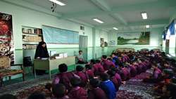برگزاری جلسه آموزشی به مناسبت هفته سلامت در دبستان نهضت اسلامی دامغان